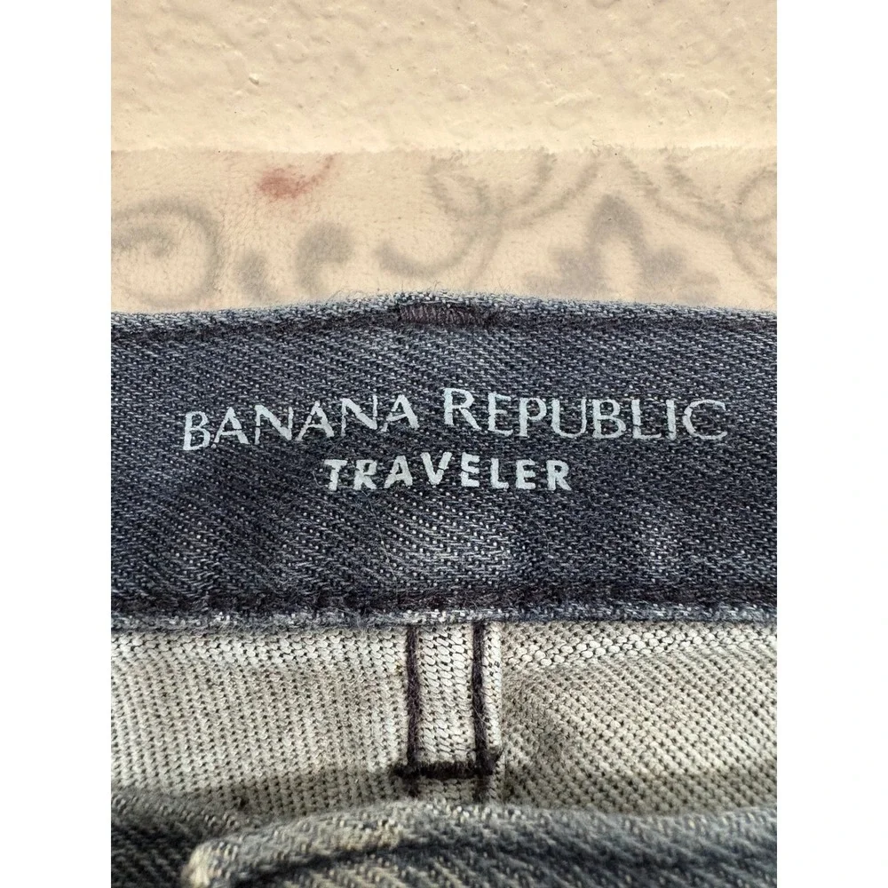 Banana Republic Traveler Slim Fit Jeans Mens 33x32 Dark Wash Distressed Denim